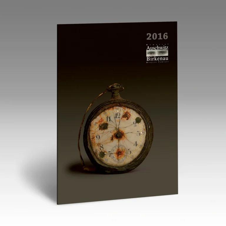 Auschwitz Raport 2016 okladka